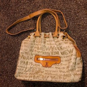 Louis Vuitton Handbag / Purse / Tote